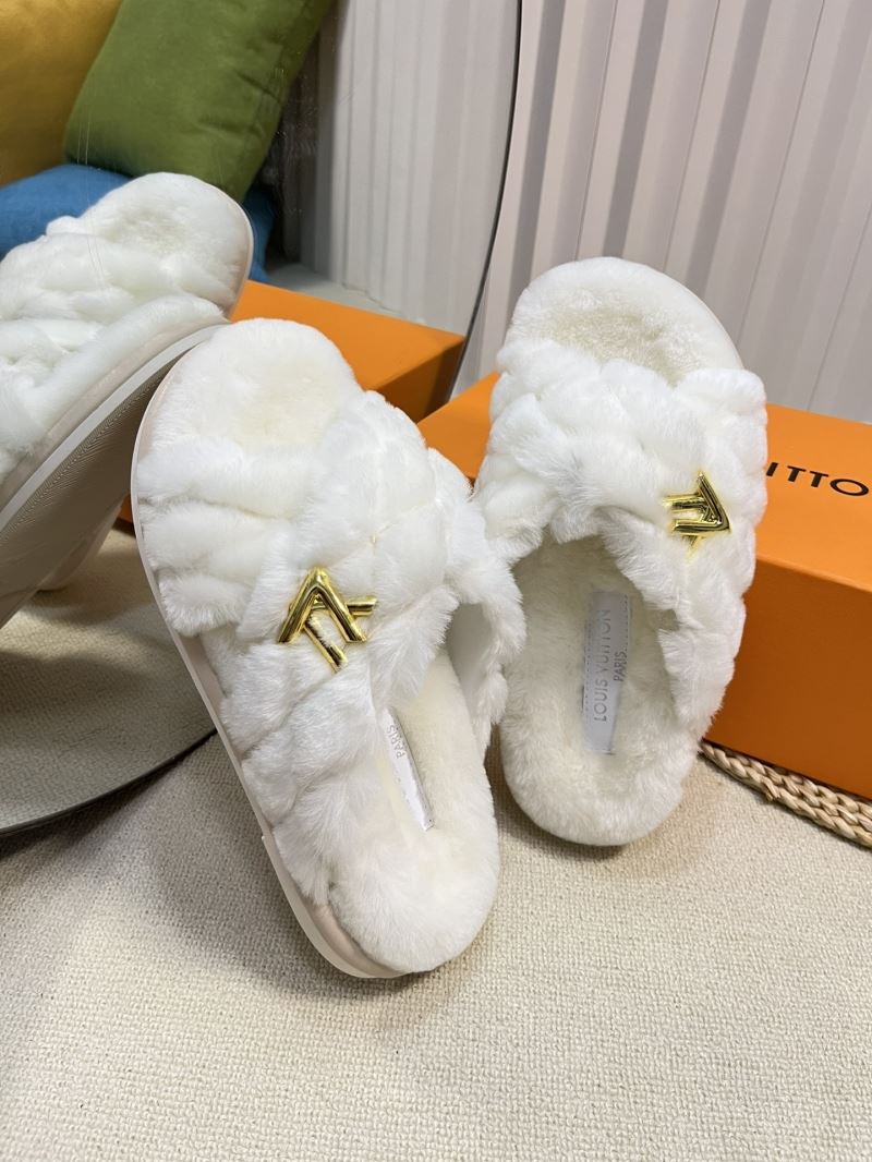 Louis Vuitton Slippers